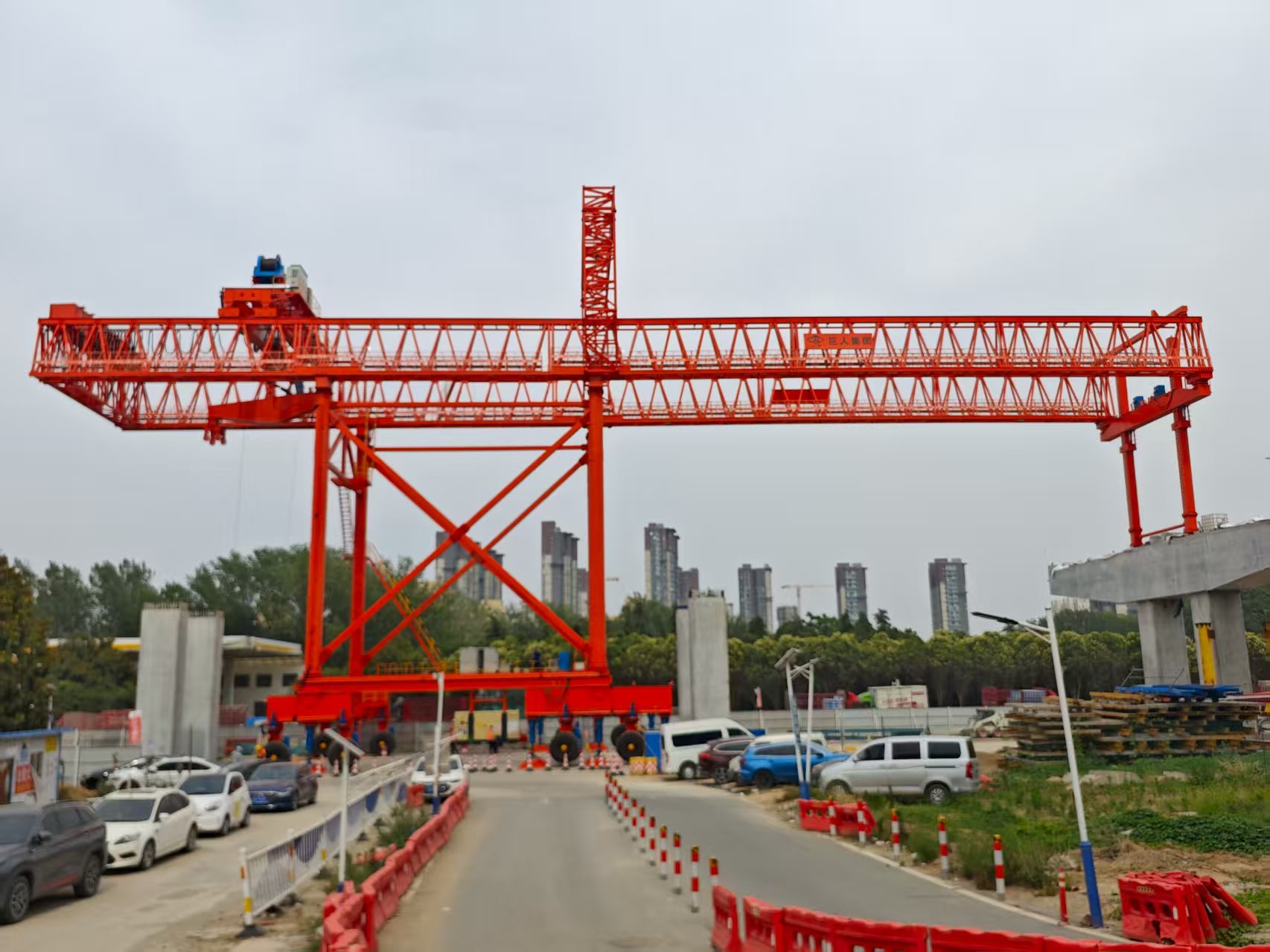 路橋門(mén)式起重機(jī)