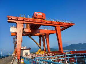 壩頂門(mén)式起重機(jī)