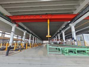 剛性導(dǎo)柱防搖擺起重機(jī)