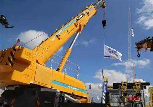 起重機(jī)的結(jié)構(gòu)分類有哪些？